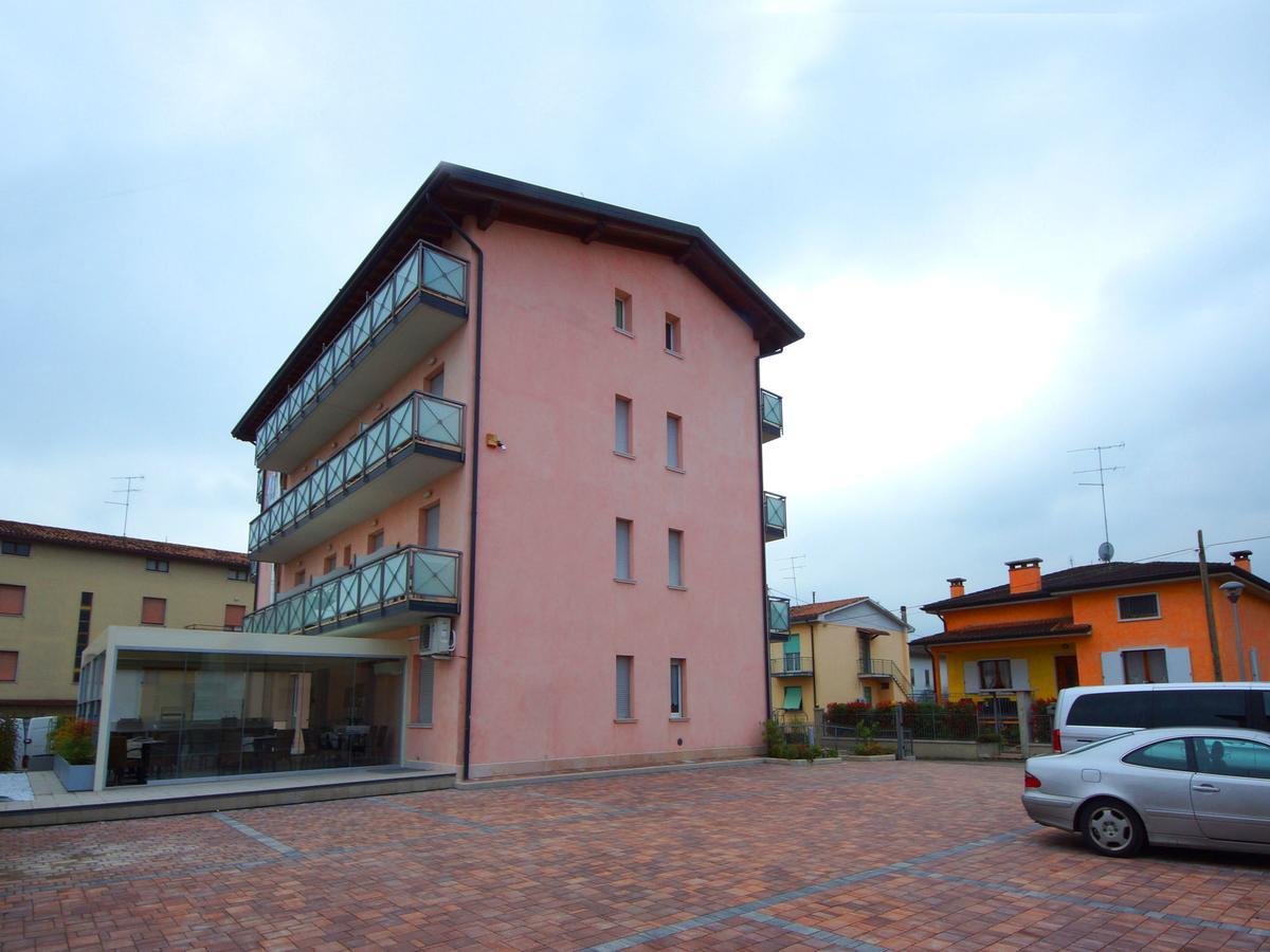 Hotel Clarin 14 By Dori Peschiera del Garda