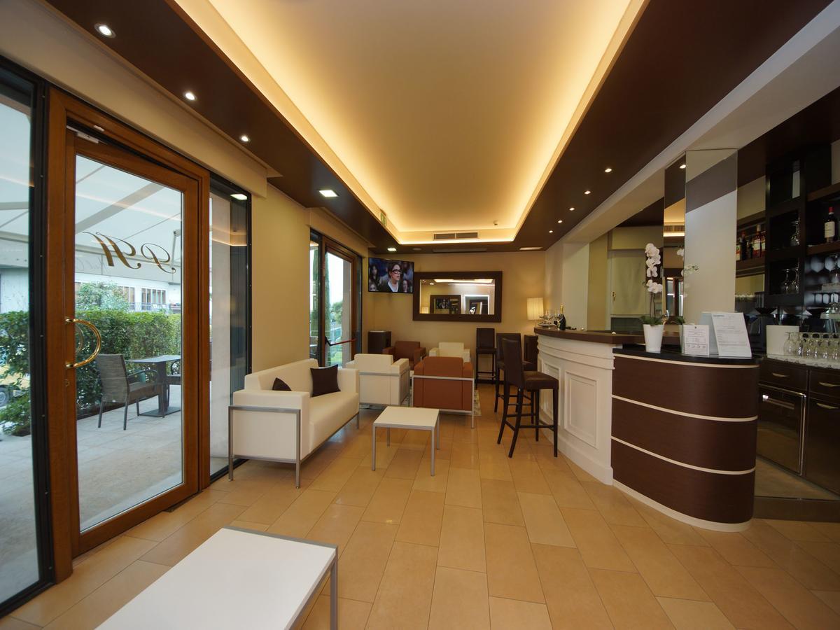 Hotel Clarin 14 By Dori