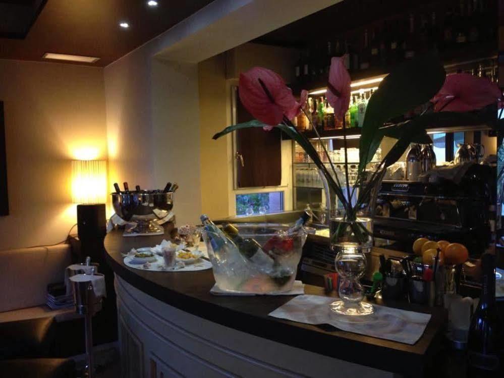 Hotel Clarin 14 By Dori